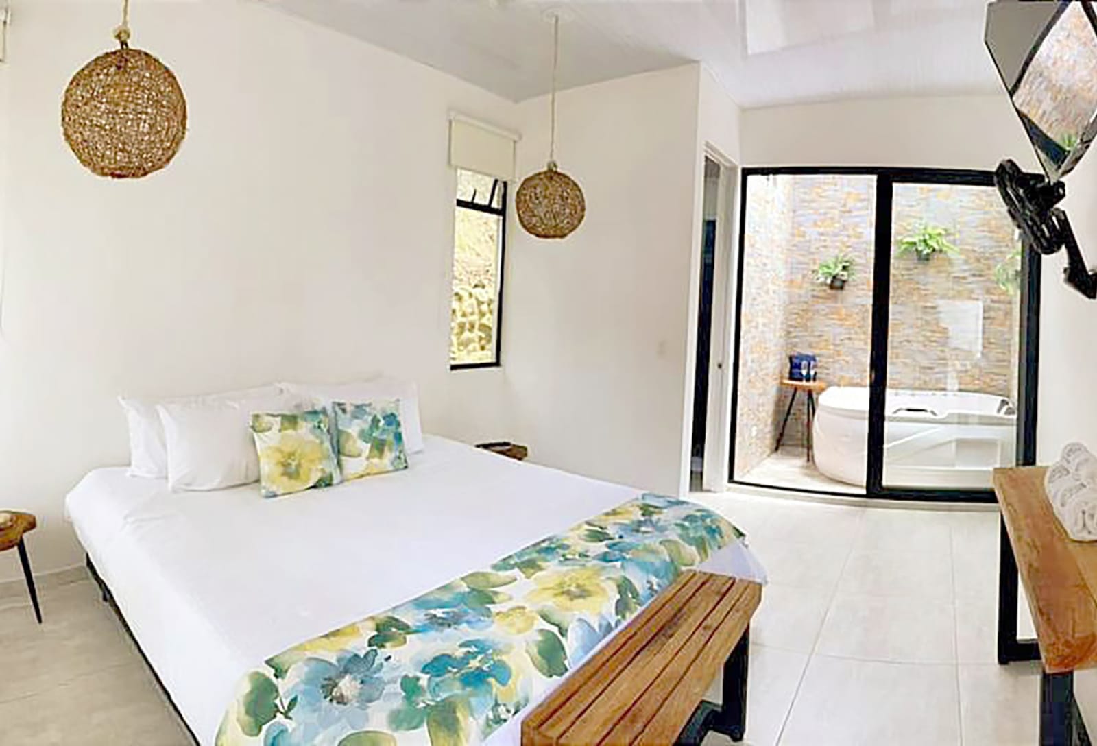 El_cedro_02_1600 × 1088